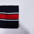 Écharpe tricotée de plusieurs couleurs pour bébé